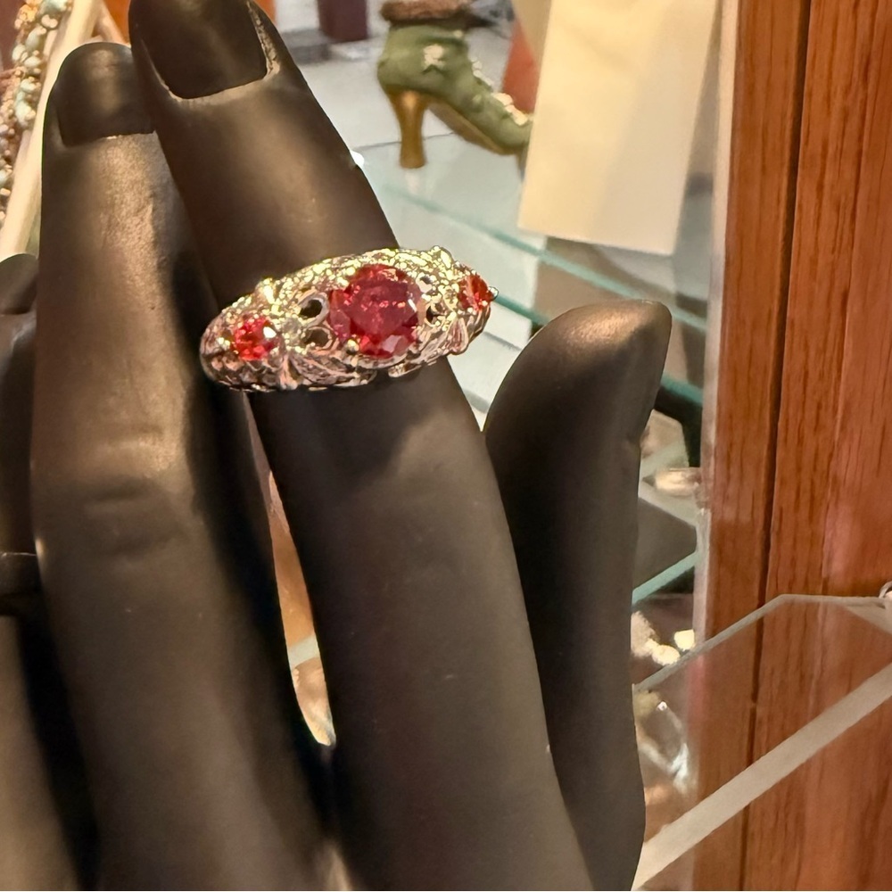 Elegant Silver and Red Gemstone Ring size 9 intricate design 3 stones